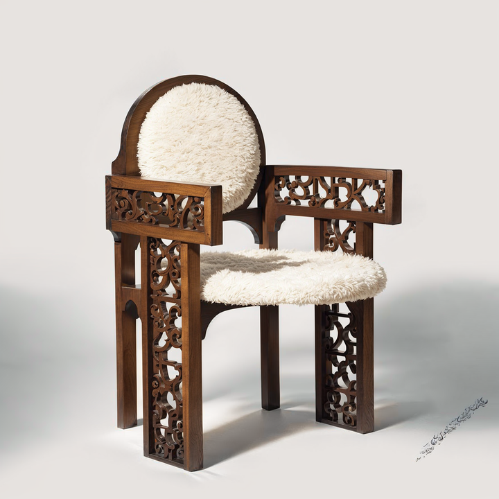 Middle Eastern Style Plush Chair